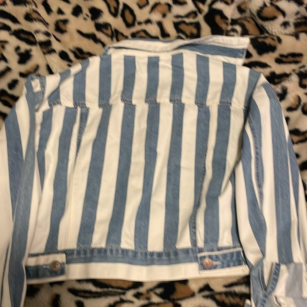 forever 21 denim striped cropped jacket - Picture 2 of 2